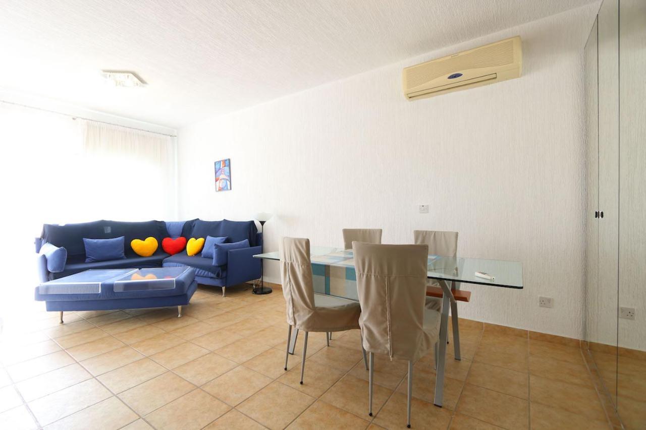 Appartement Limnaria Gardens B à Paphos Extérieur photo